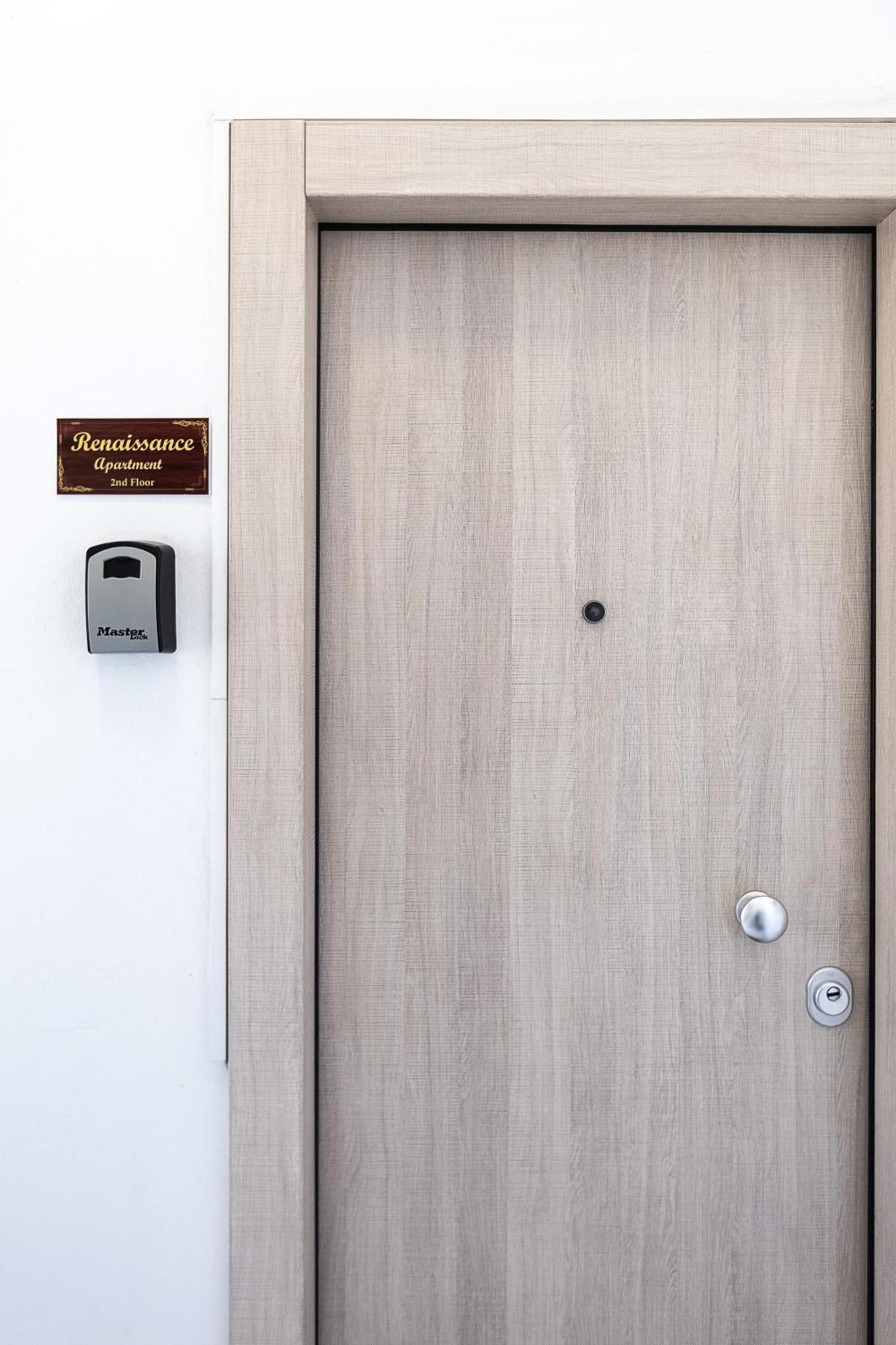 Renaissance Apartment, Feeling The Heartbeat Of Rethymno! Exterior photo
